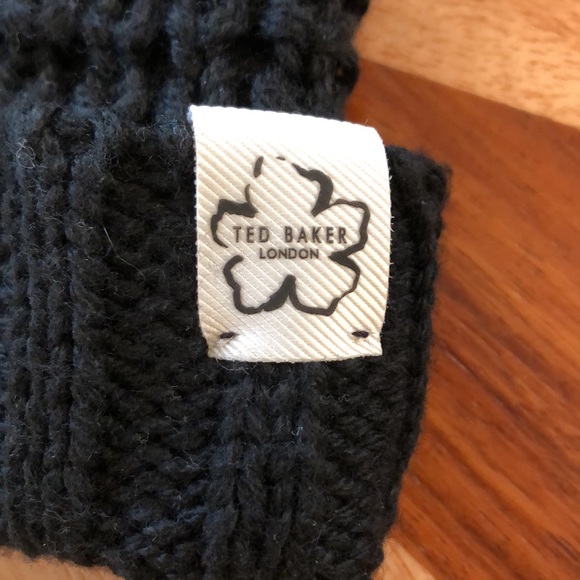 Ted Baker Beka Dasher beanie hat VGC - Picture 3 of 4